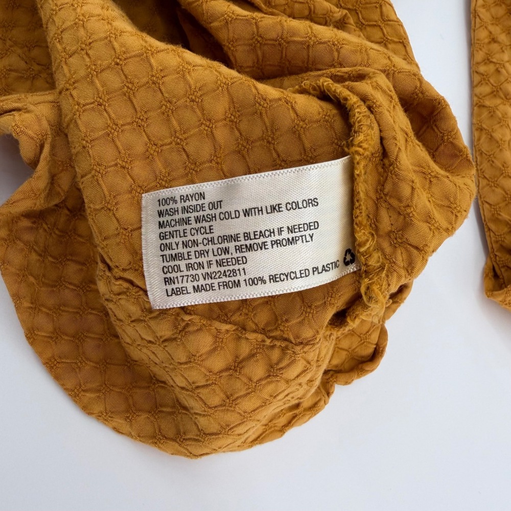 Universal Thread Long Sleeve Square Neck Textured… - image 4